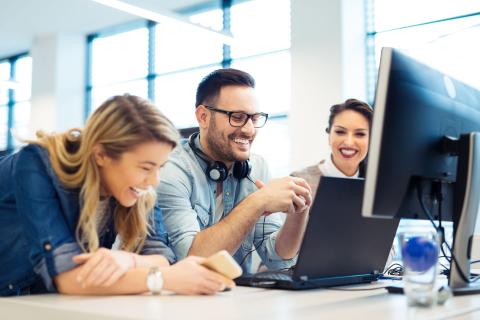 Neuer Kollege wird am neuen Dienstort herzlich aufgenommen